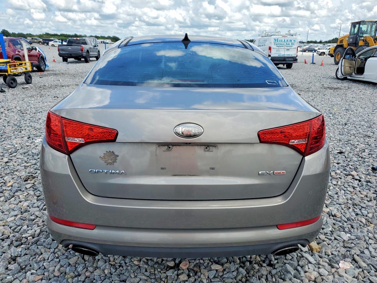 2013 Kia Optima Ex - Image 6