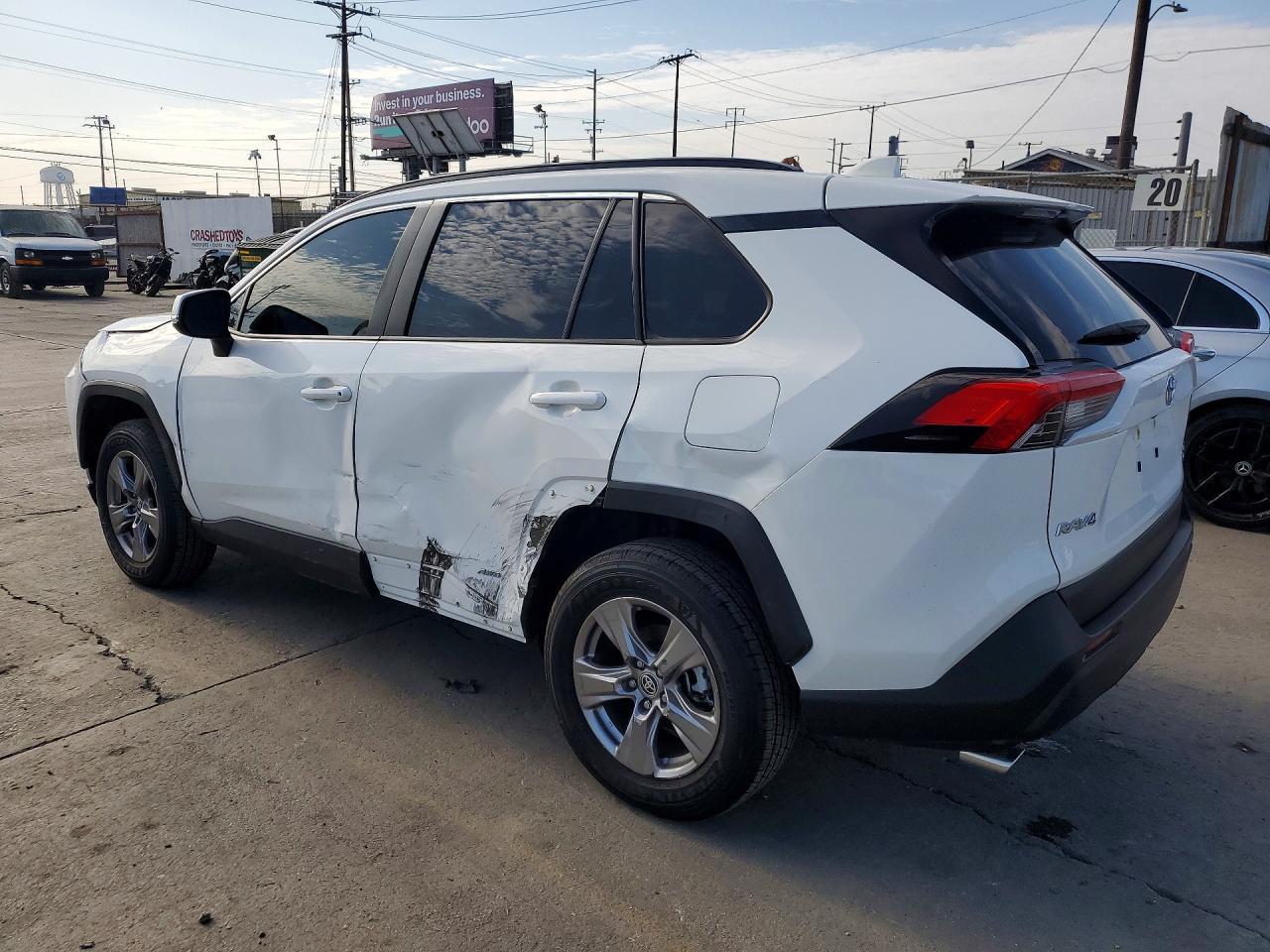 2025 Toyota Rav4 Hybrid Xle - Image 2
