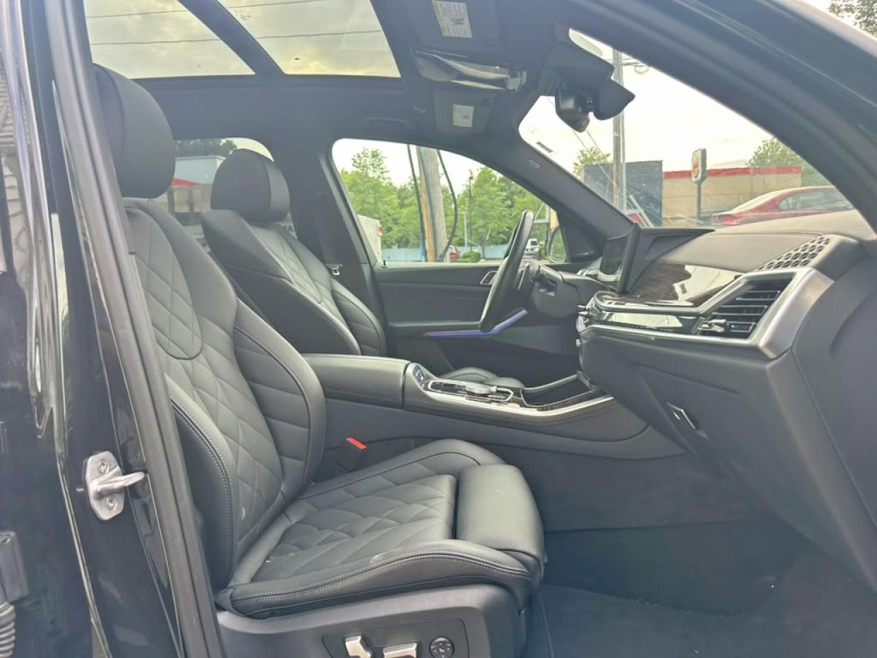 2026 BMW X5 xDrive40I - Image 7