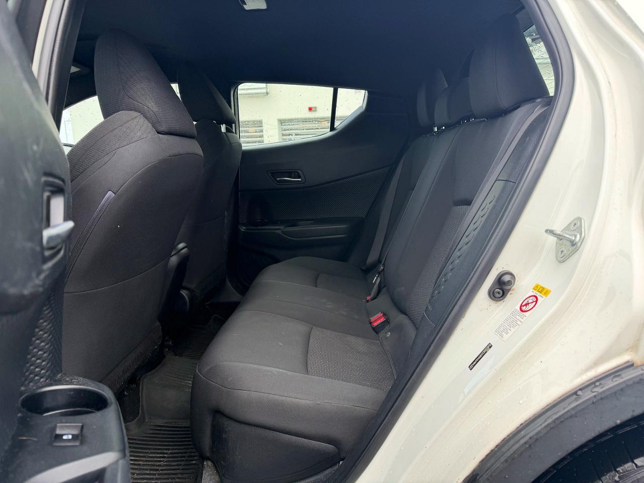 2018 Toyota C-Hr Xle Premium - Фото 5