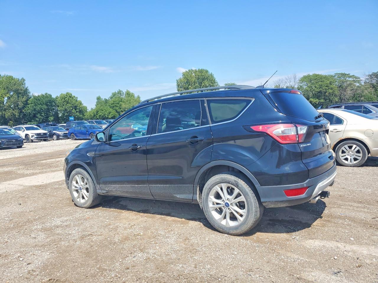 2017 Ford Escape Se - Image 2