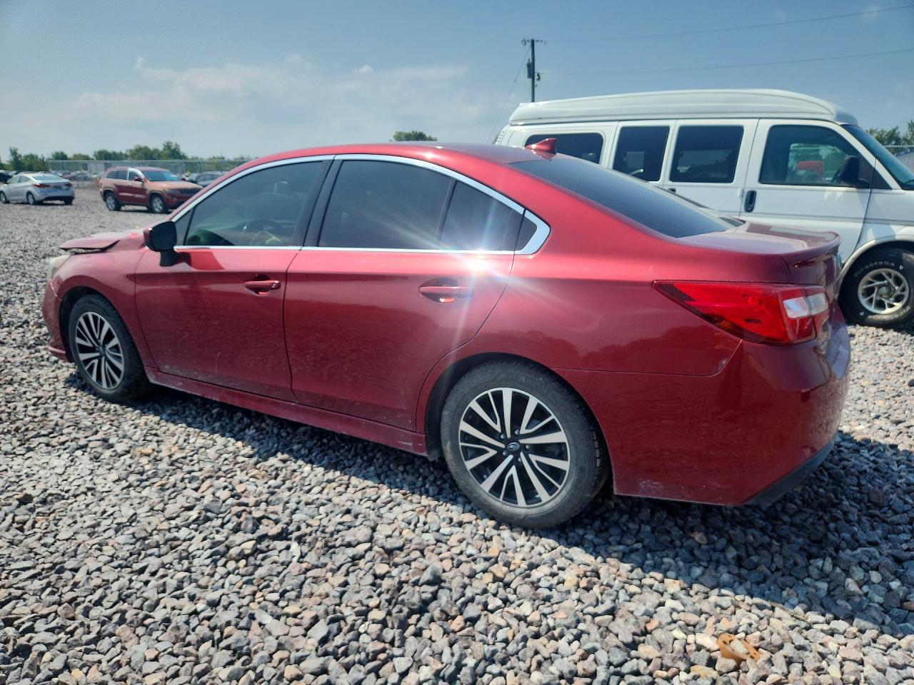 2018 Subaru Legacy 2.5I Premium - Фото 2
