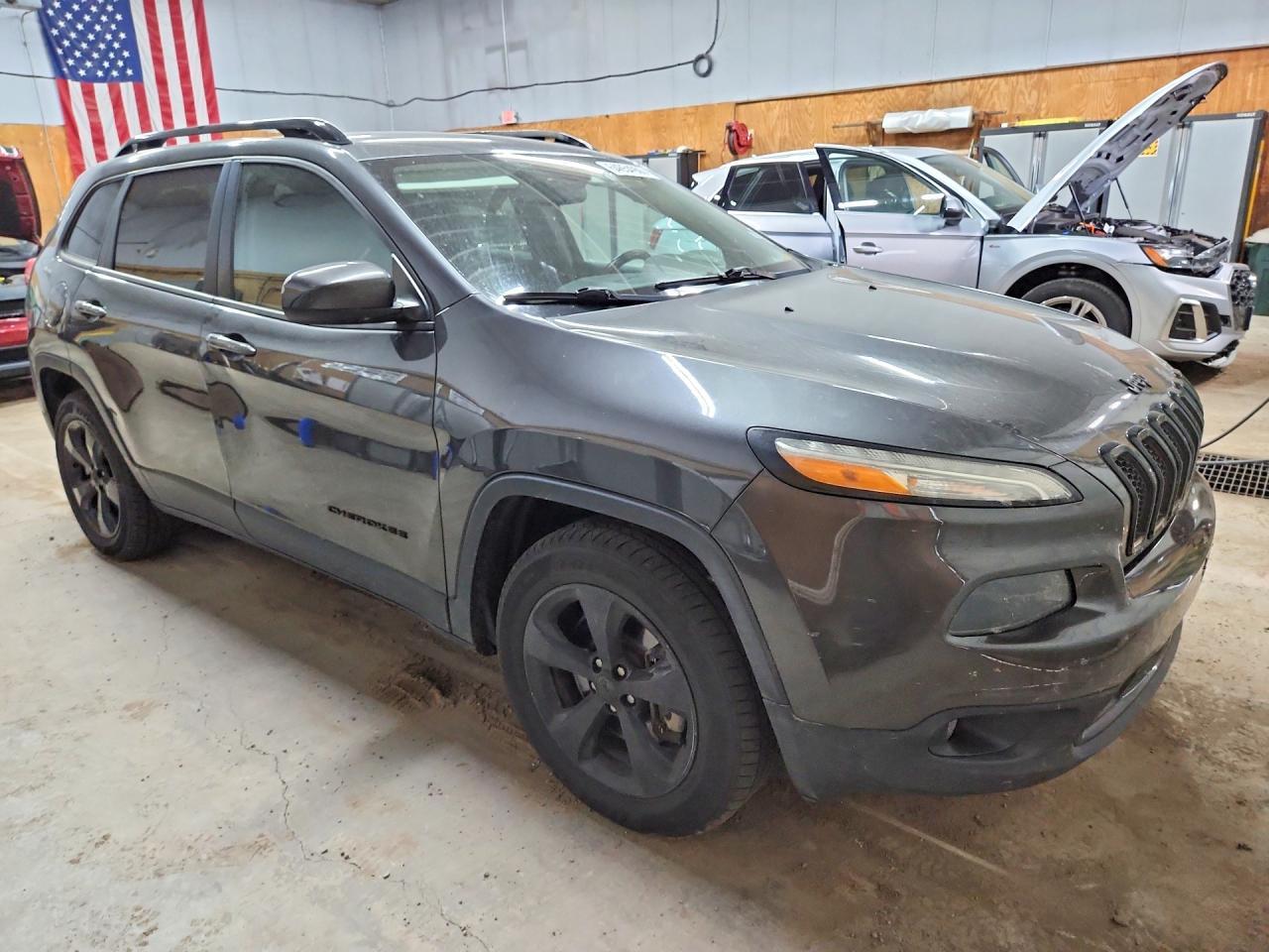 2015 Jeep Cherokee Latitude - Фото 4