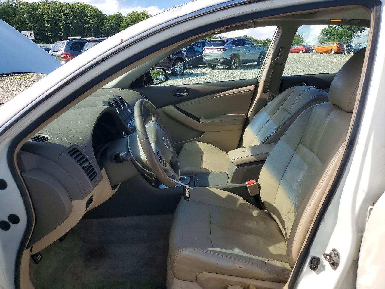 2010 Nissan Altima 2.5 - Фото 7