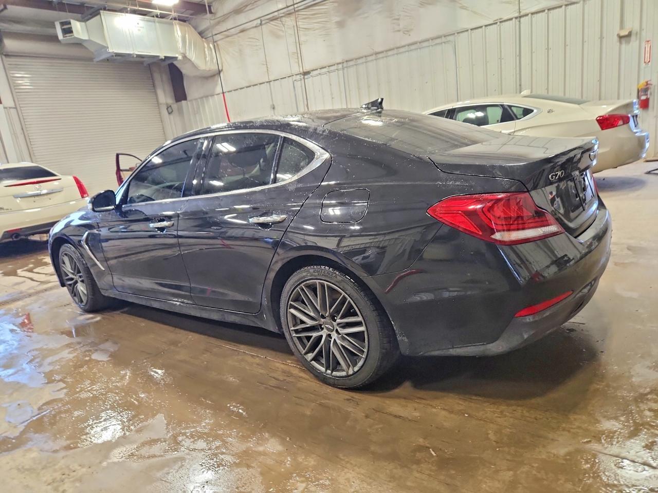 2019 Genesis G70 Advanced - Фото 2