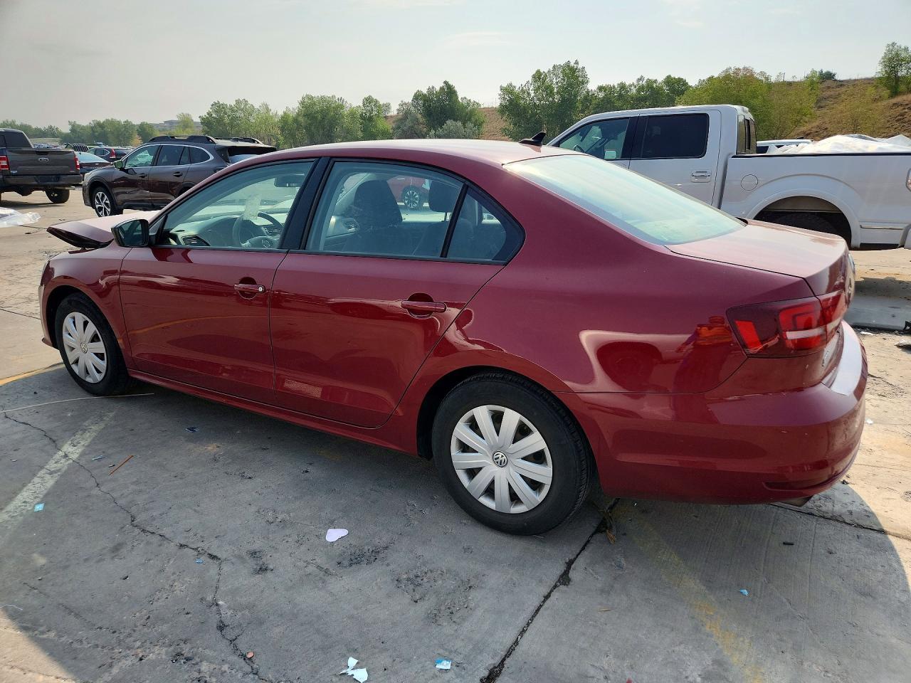 2016 Volkswagen Jetta S - Фото 2