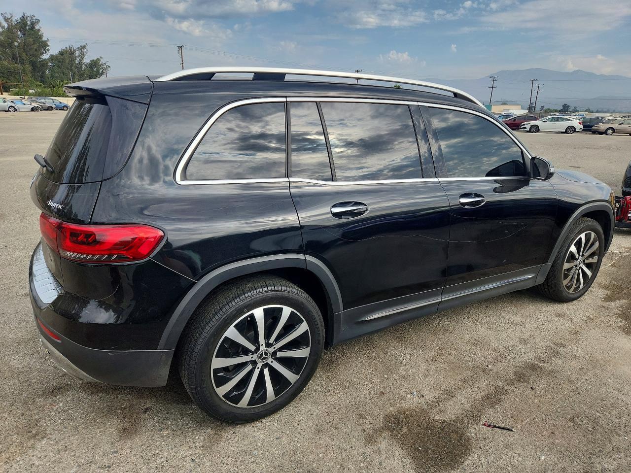 2021 Mercedes-Benz Glb 250 4Matic - Image 3