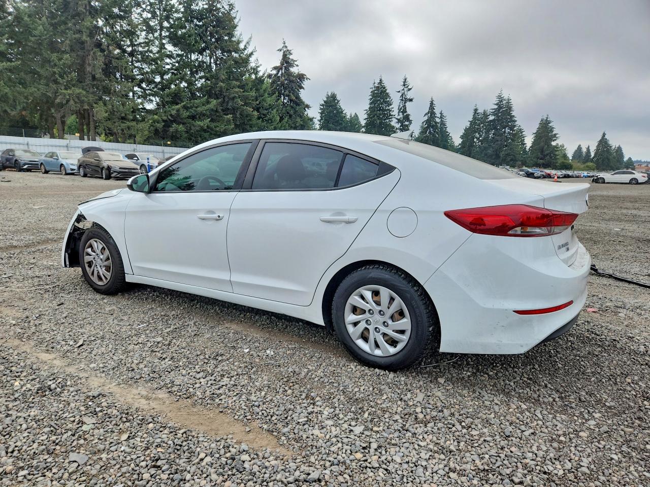 2017 Hyundai Elantra Se - Фото 2