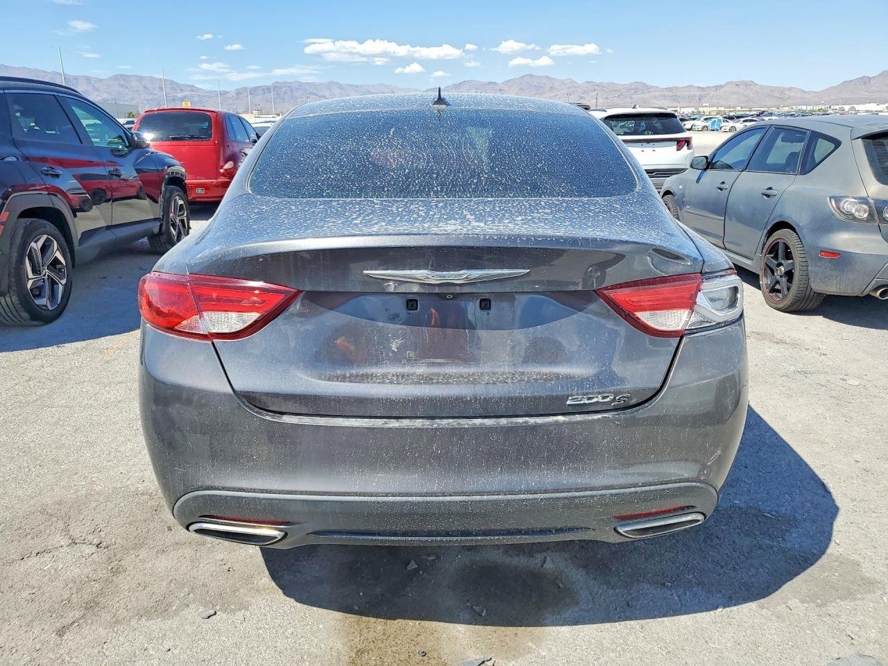 2015 Chrysler 200 S - Фото 6