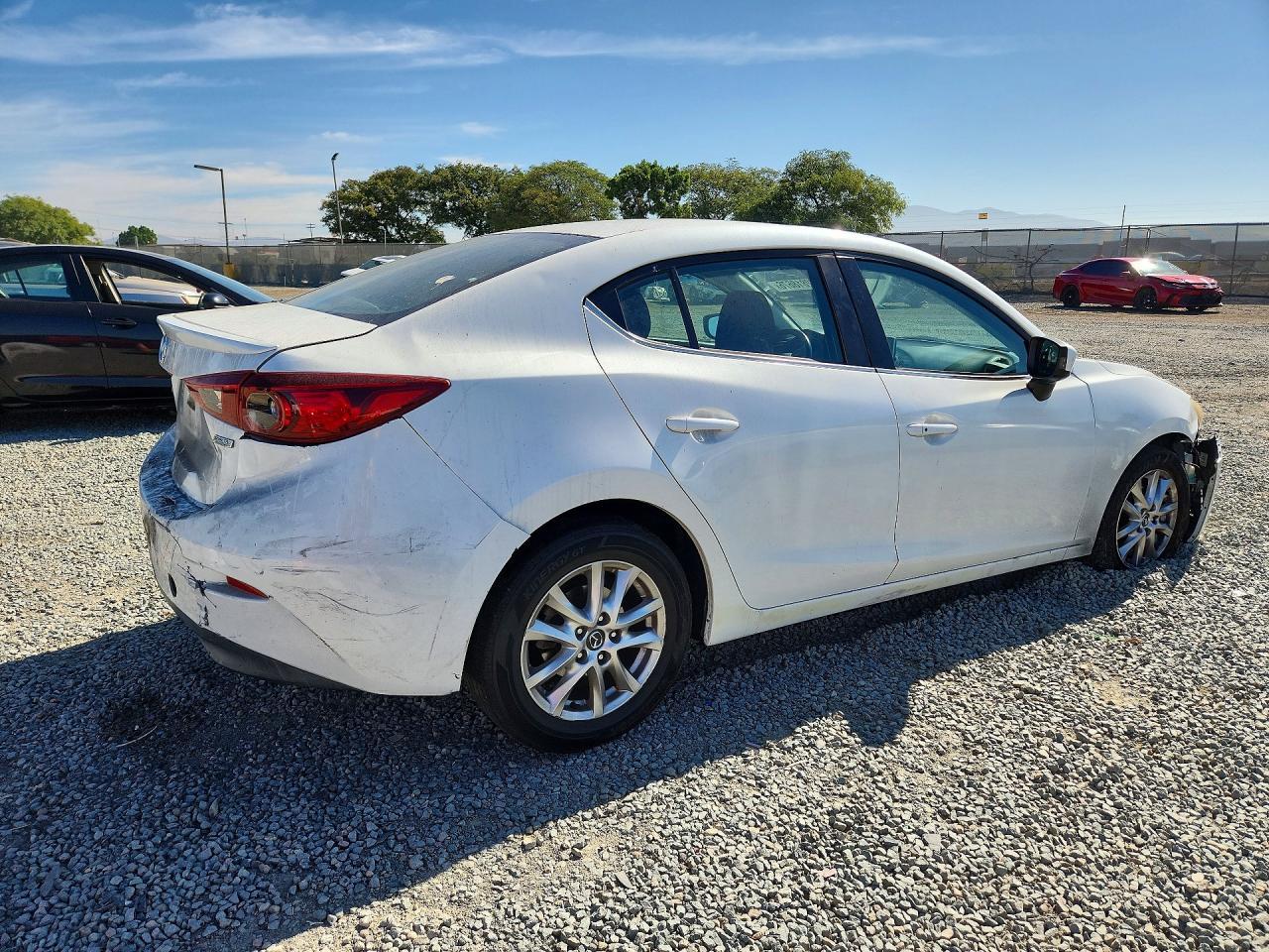 2015 Mazda 3 Touring - Фото 3