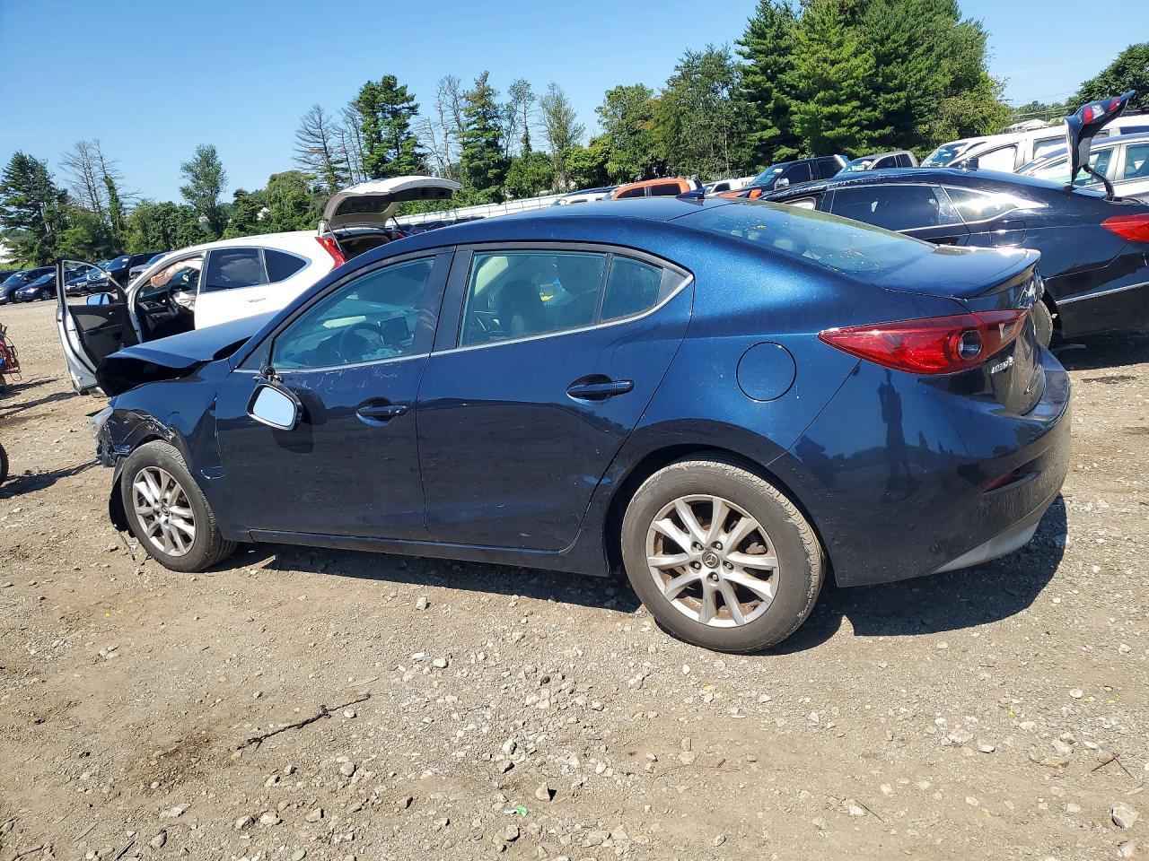 2016 Mazda 3 Grand Touring - Image 2