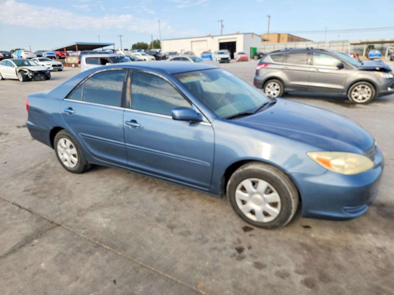 2003 Toyota Camry Le - Image 4