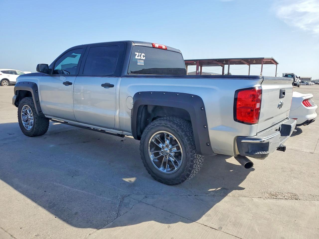 2014 Chevrolet Silverado K1500 Lt - Image 2