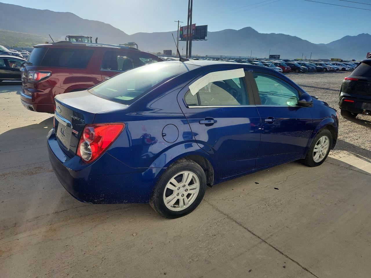 2014 Chevrolet Sonic Lt - Image 3