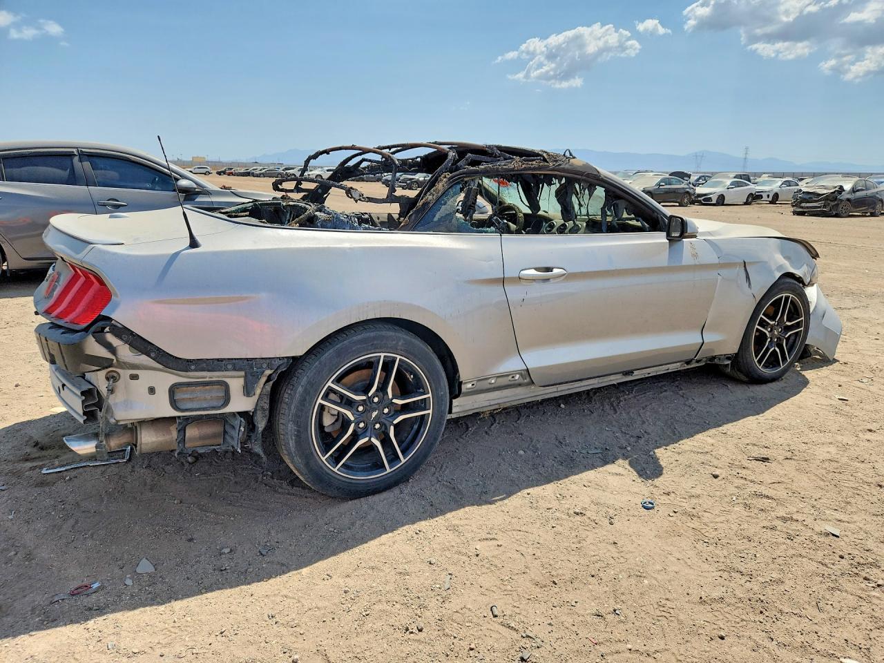 2020 Ford Mustang - Image 3