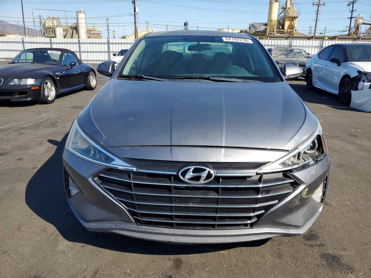 2019 Hyundai Elantra Se - Image 5