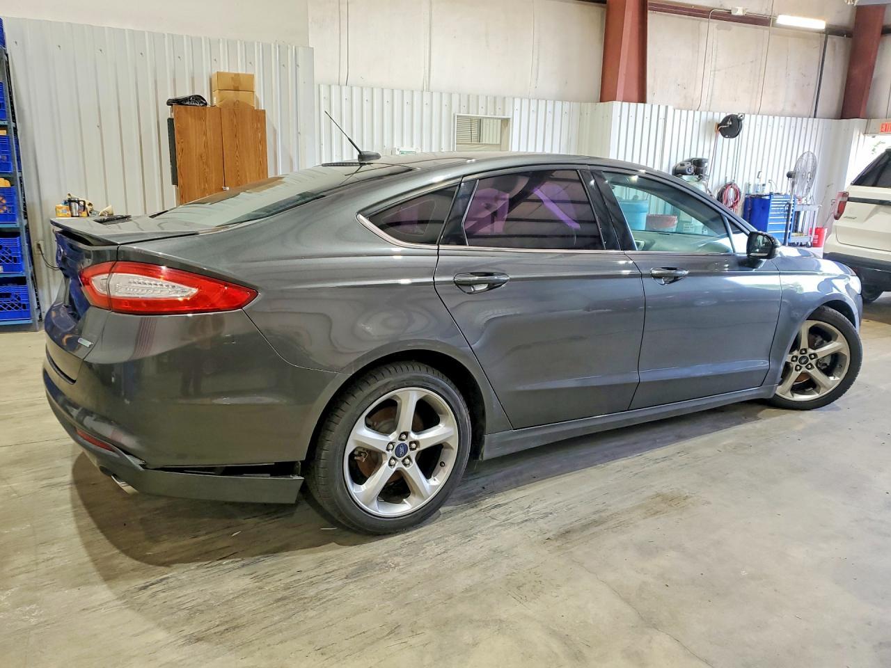 2015 Ford Fusion Se - Image 3