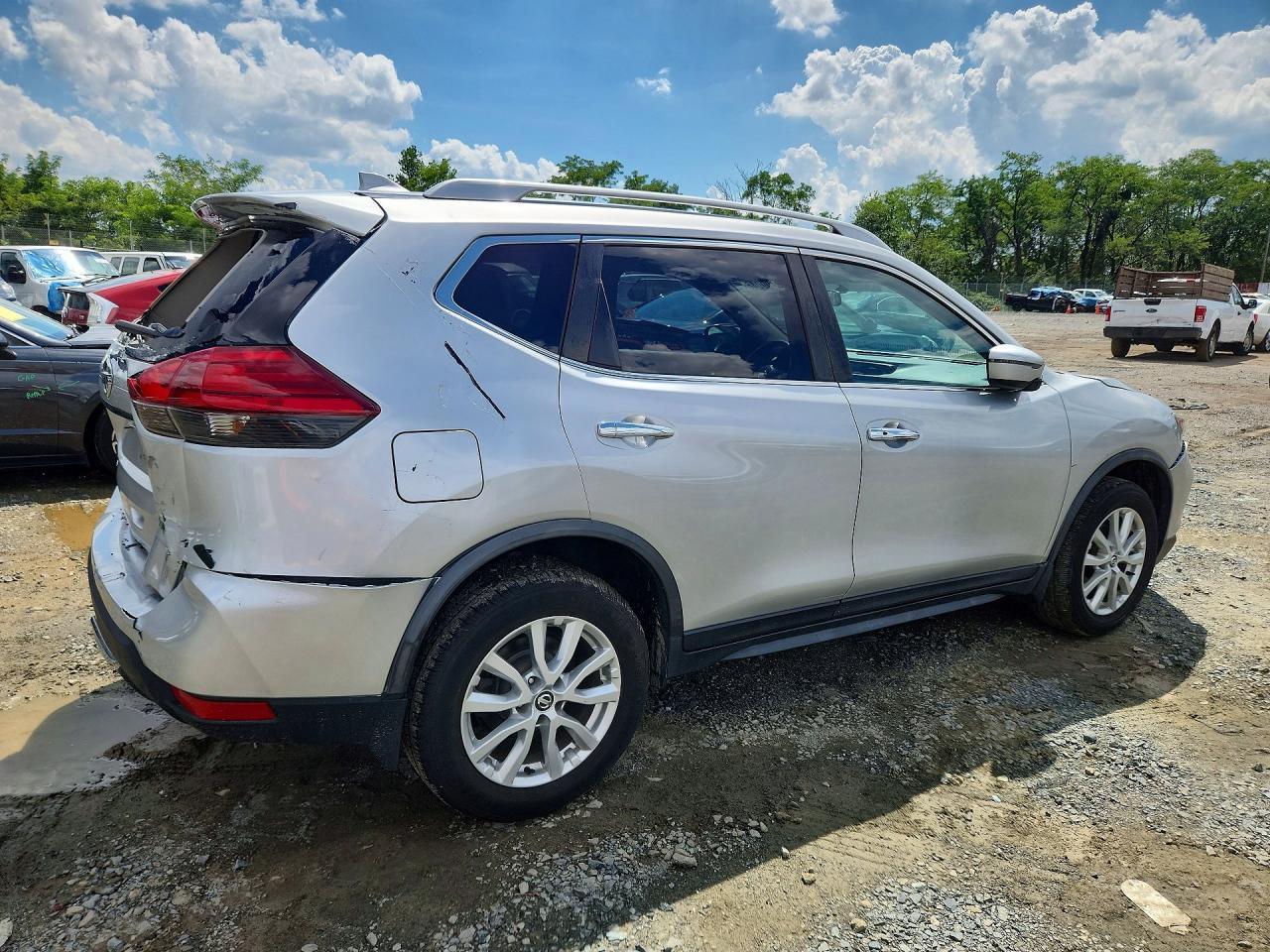 2017 Nissan Rogue Sv - Фото 3