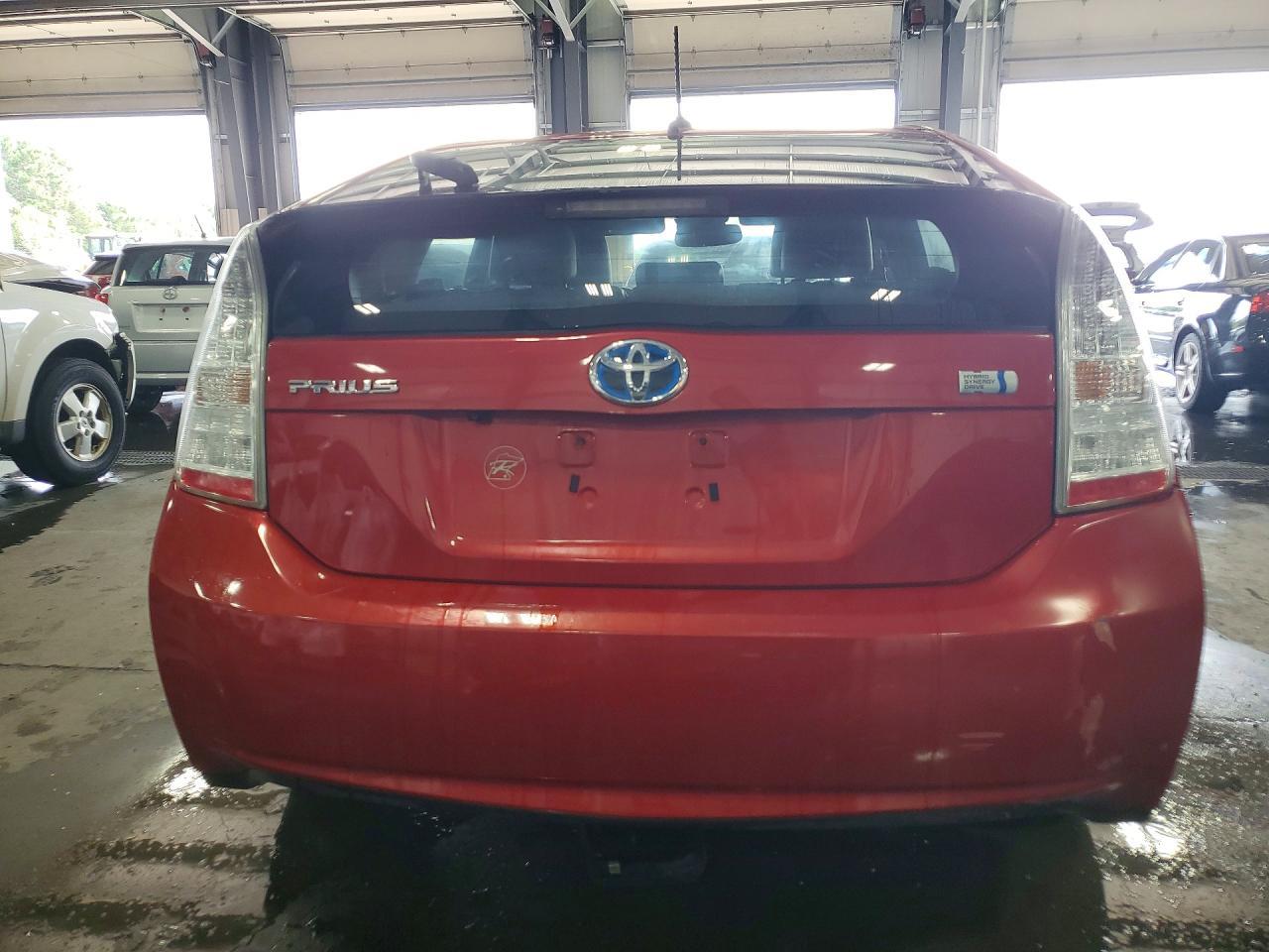 2011 Toyota Prius Five - Фото 6
