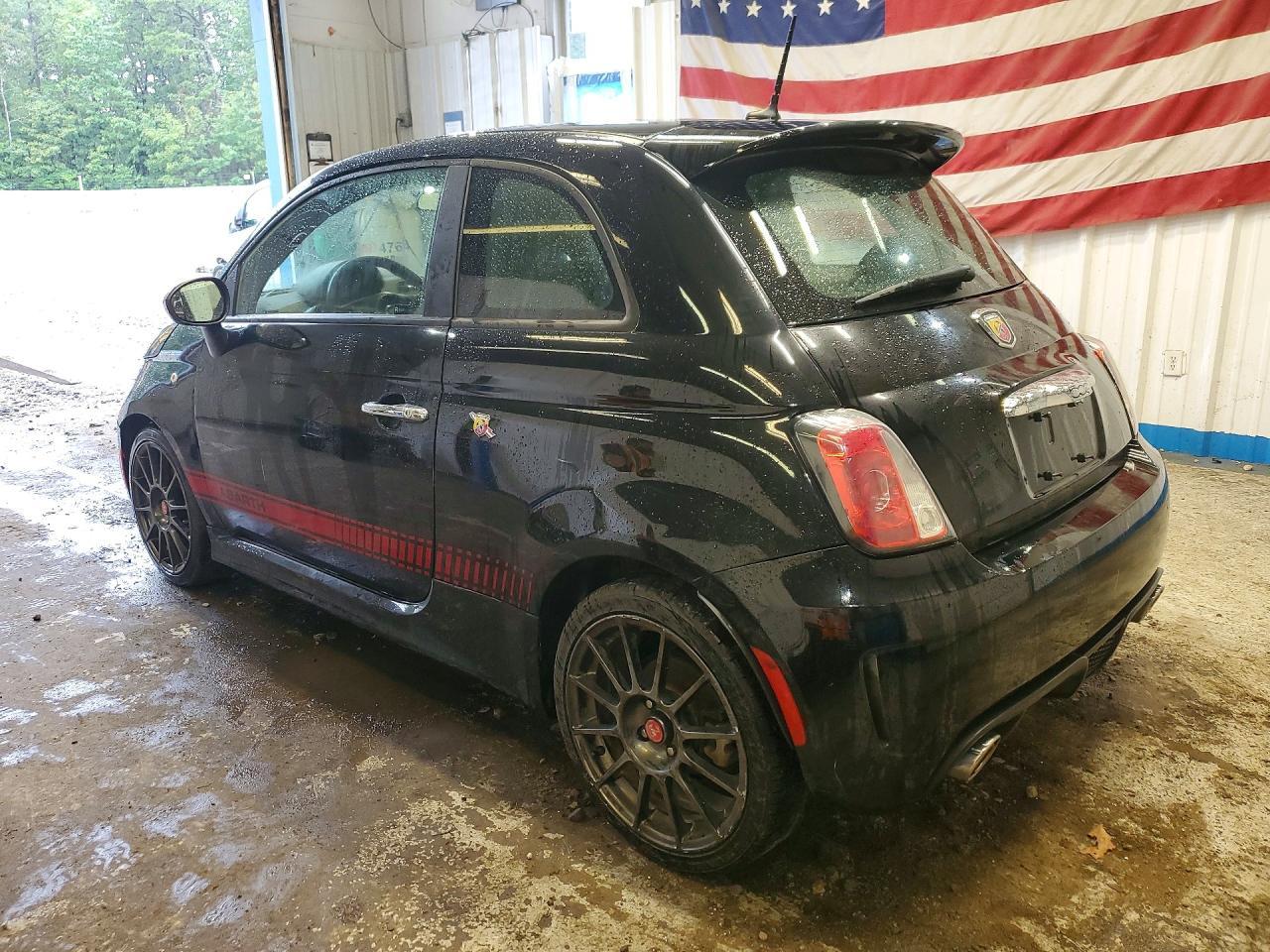 2015 Fiat 500 Abarth - Фото 2