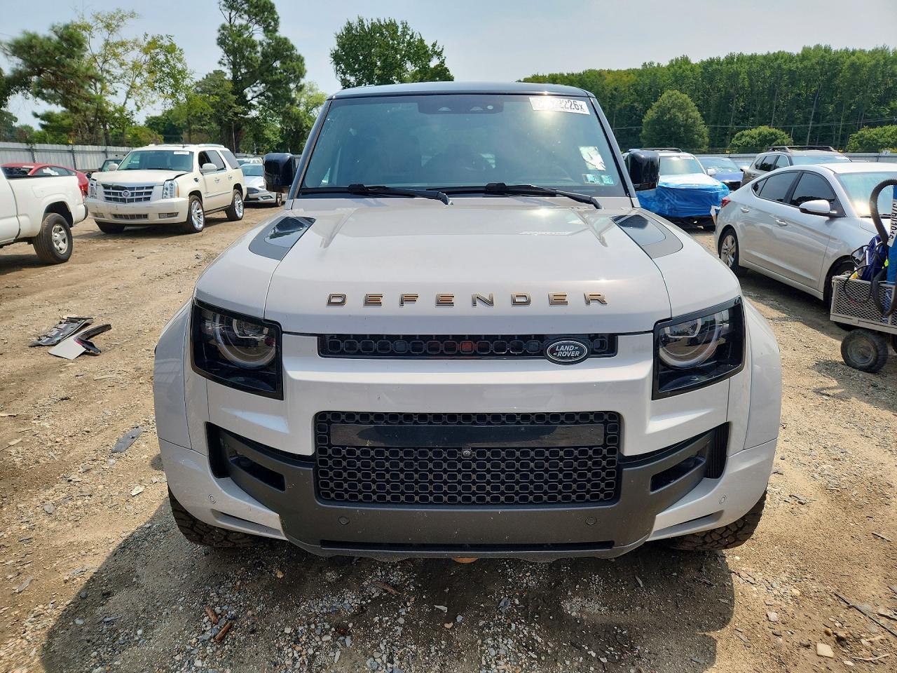 2026 Land Rover Defender Octa - Фото 5