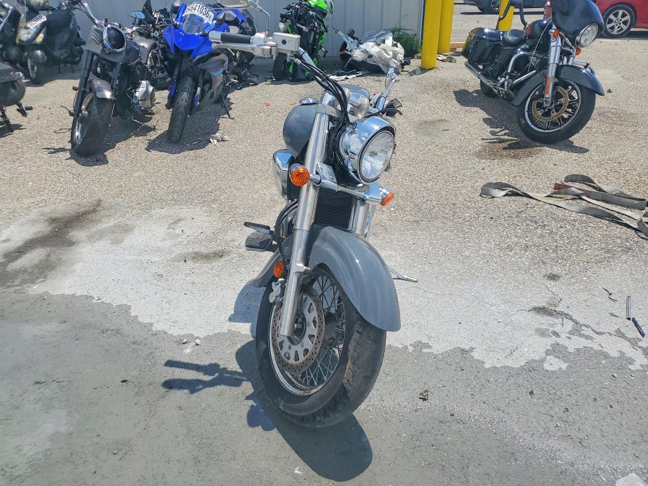 2023 Suzuki Vl800 M - Фото 2
