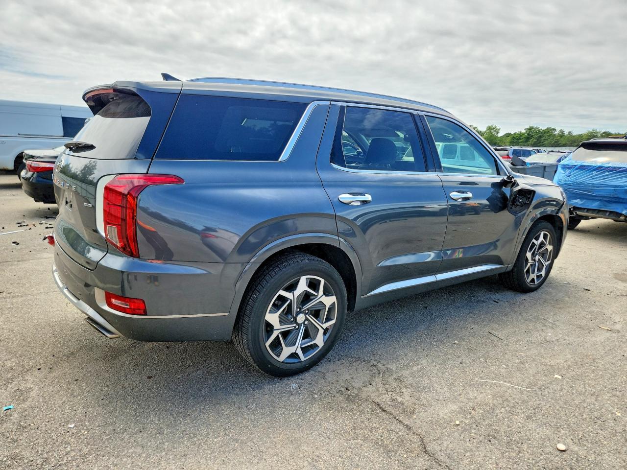 2022 Hyundai Palisade Calligraphy - Image 3