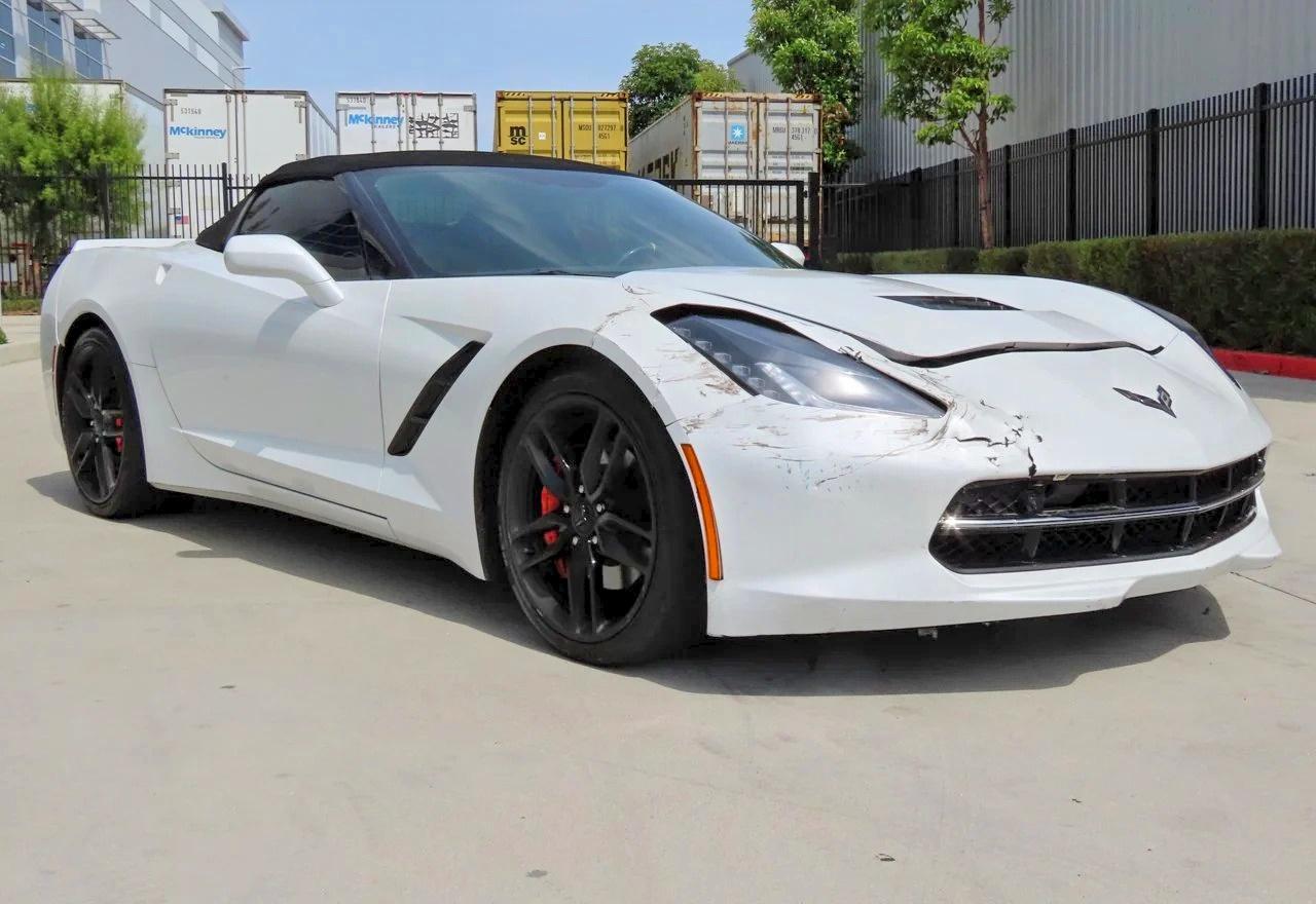 2017 Chevrolet Corvette Stingray Z51 2Lt
