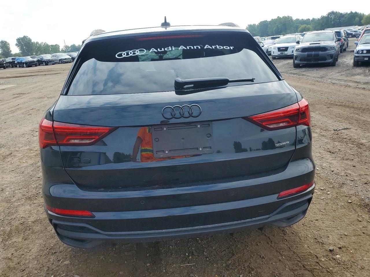 2025 Audi Q3 Premium Plus S Line 45 - Фото 6