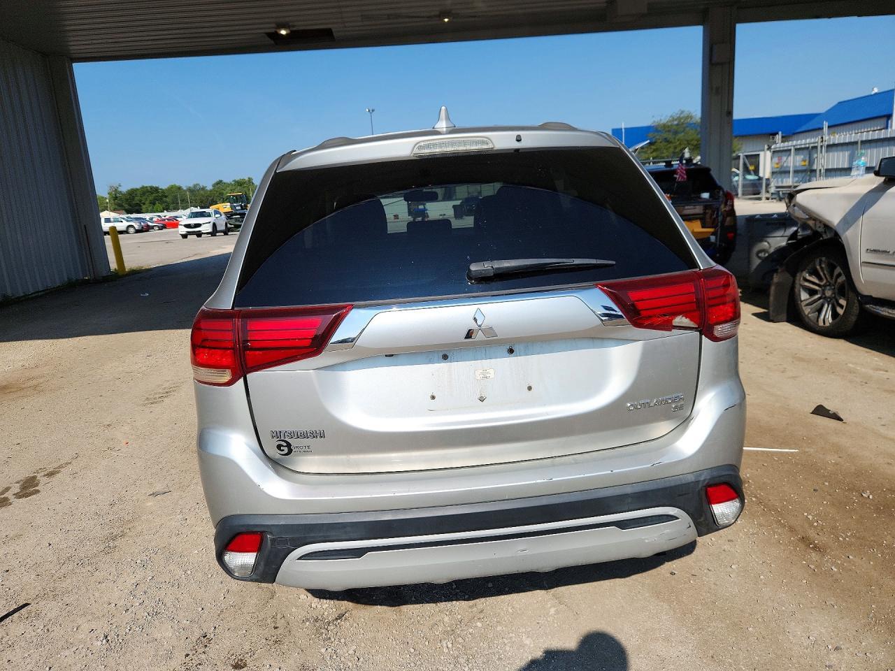 2019 Mitsubishi Outlander Se - Фото 6