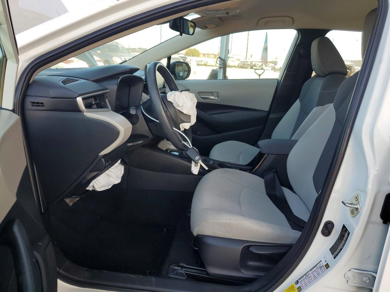 2020 Toyota Corolla Le - Фото 7