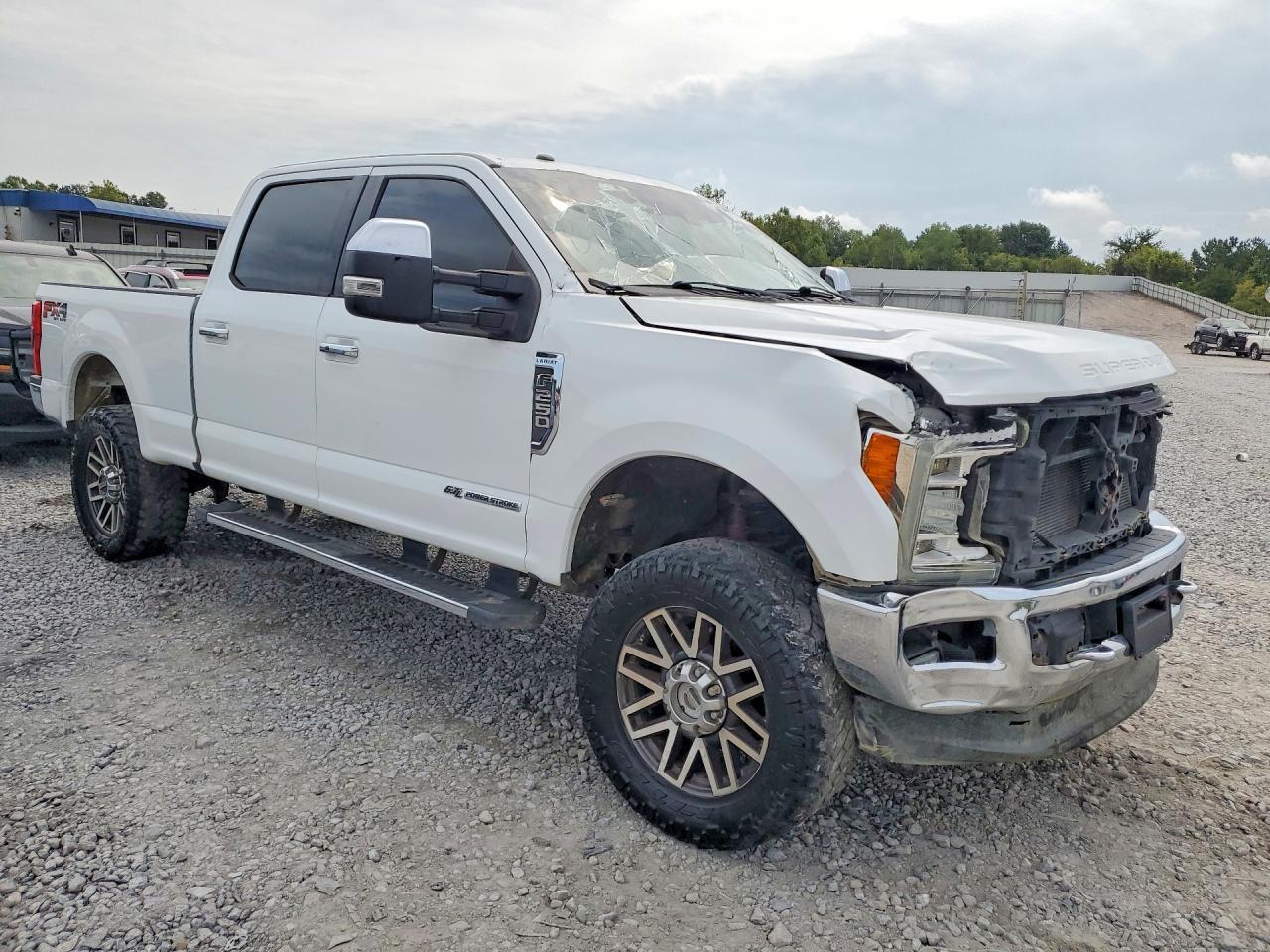 2017 Ford F250 Super Duty - Фото 4