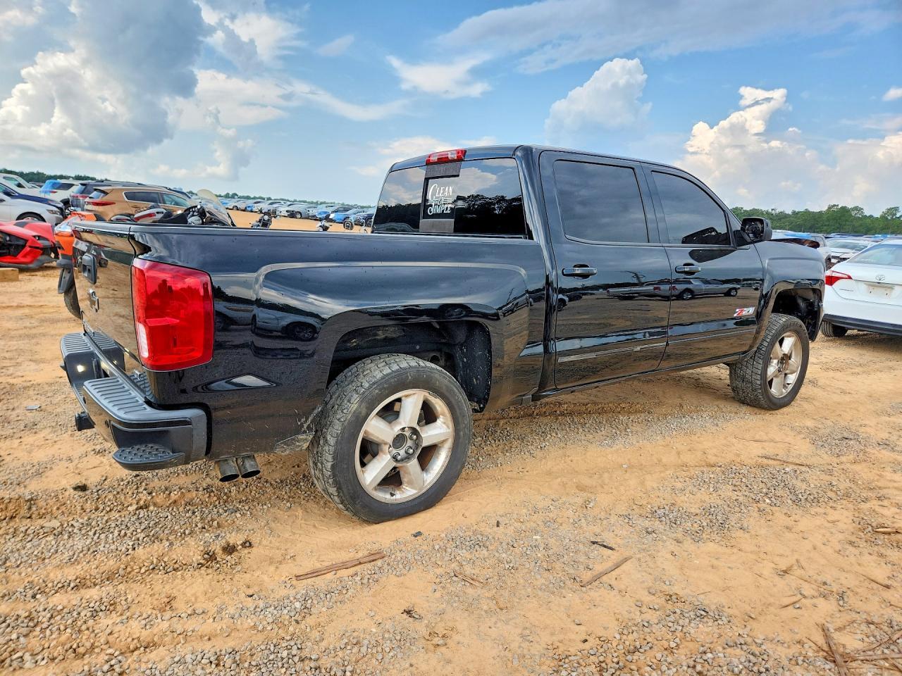 2018 Chevrolet Silverado K1500 Ltz - Image 3