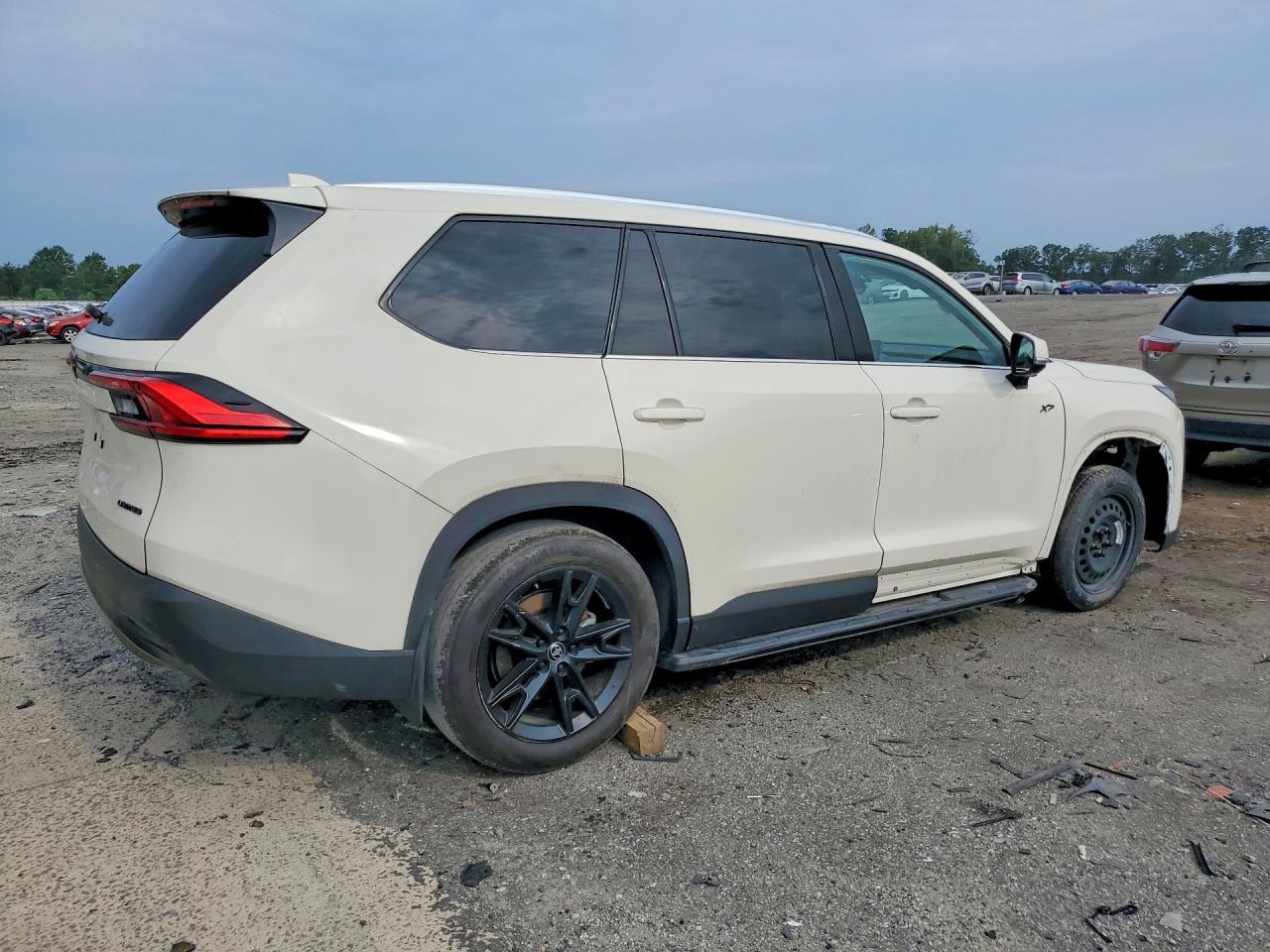2024 Toyota Grand Highlander Hybrid Limited - Фото 3