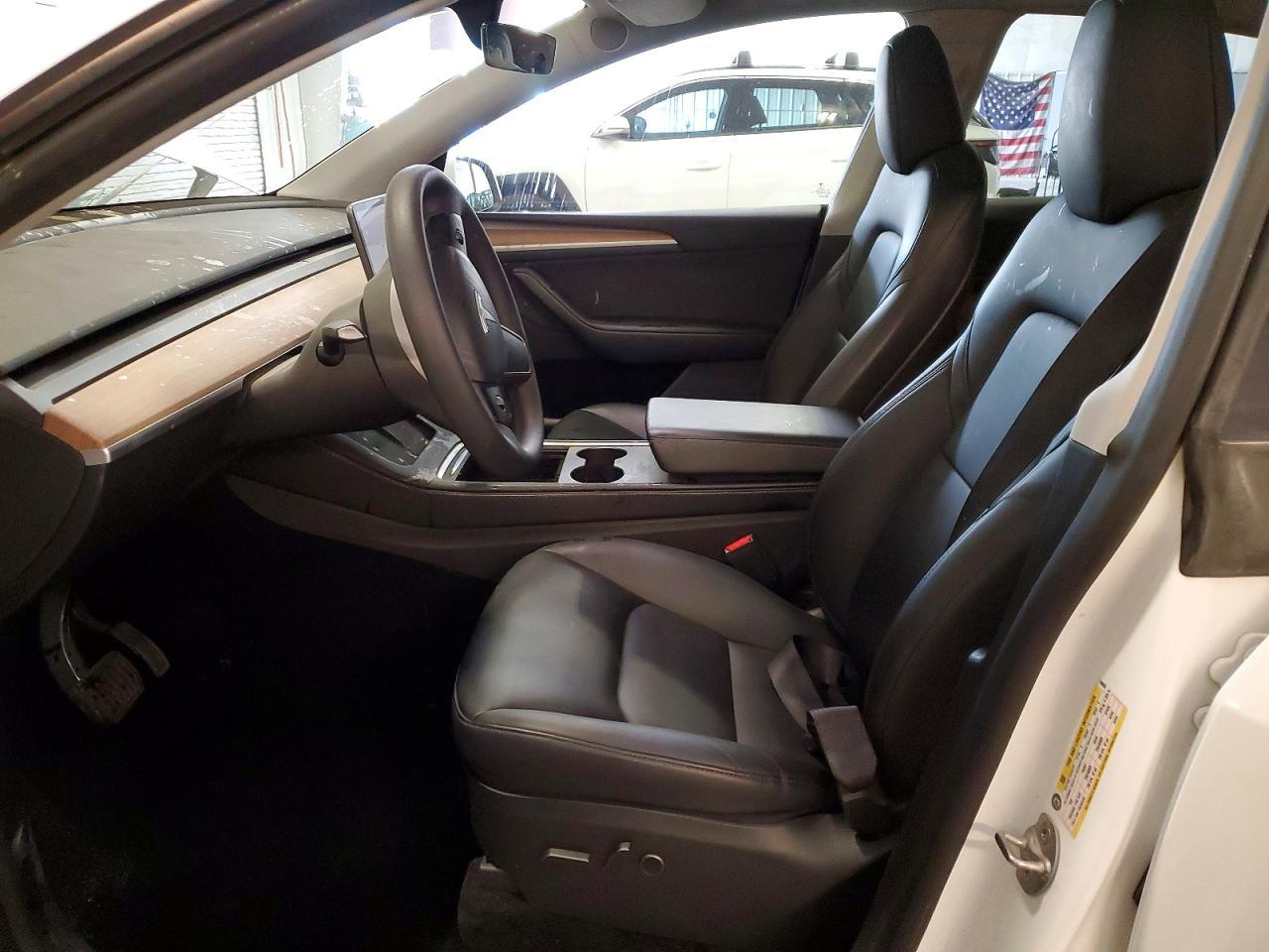 2024 Tesla Model Y - Image 7