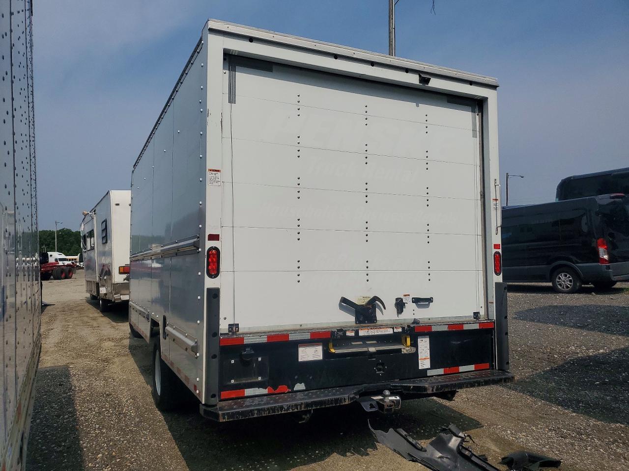 2024 Ford Econoline - Box Truck - Фото 2