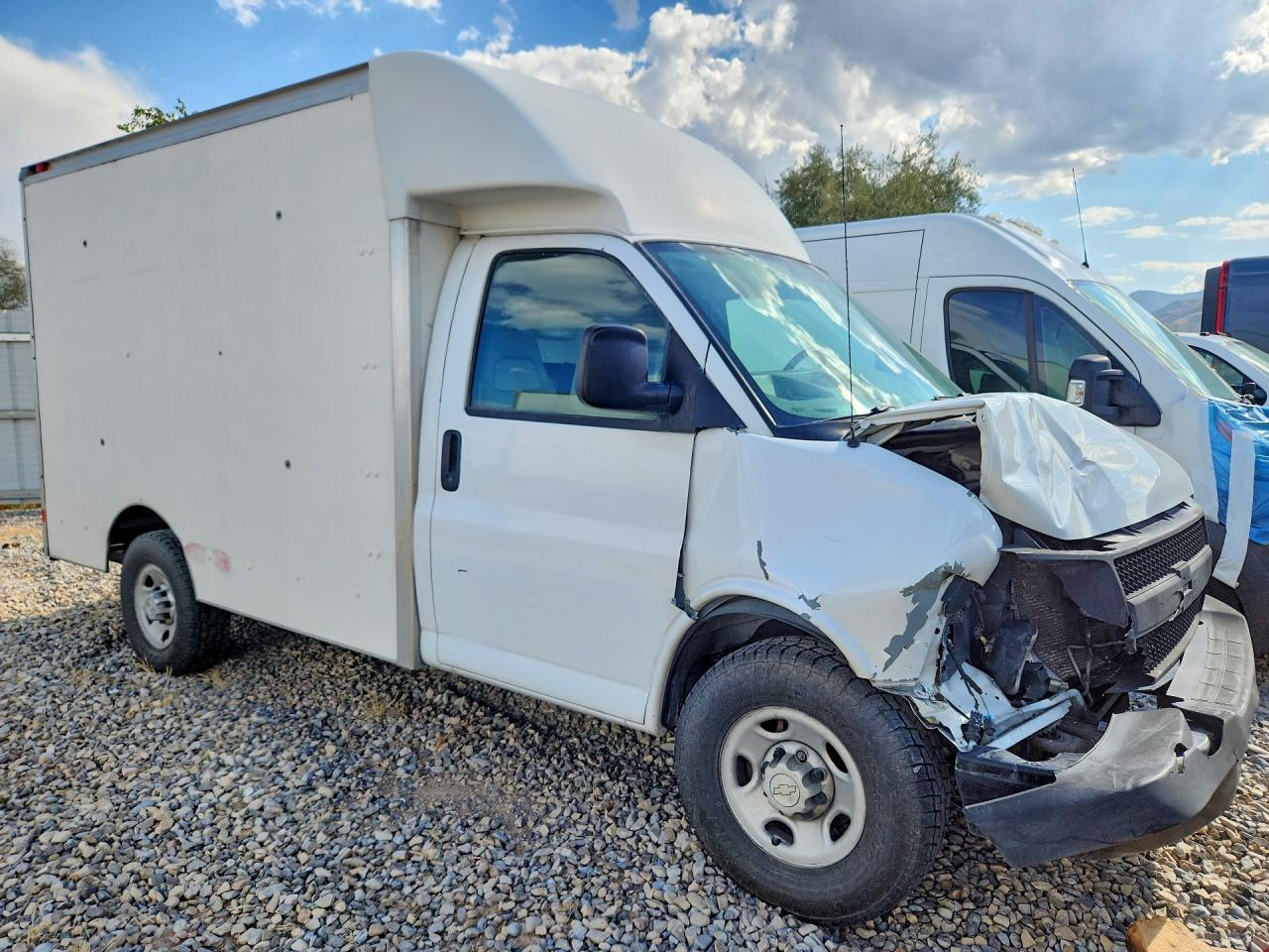 2007 Chevrolet Express G3500 - Image 4