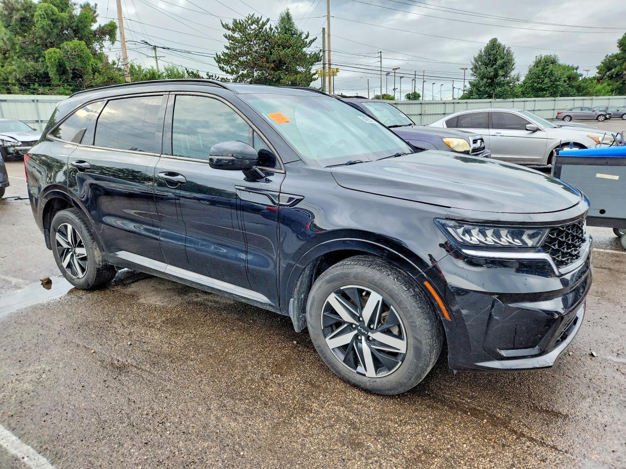 2022 Kia Sorento S - Image 4