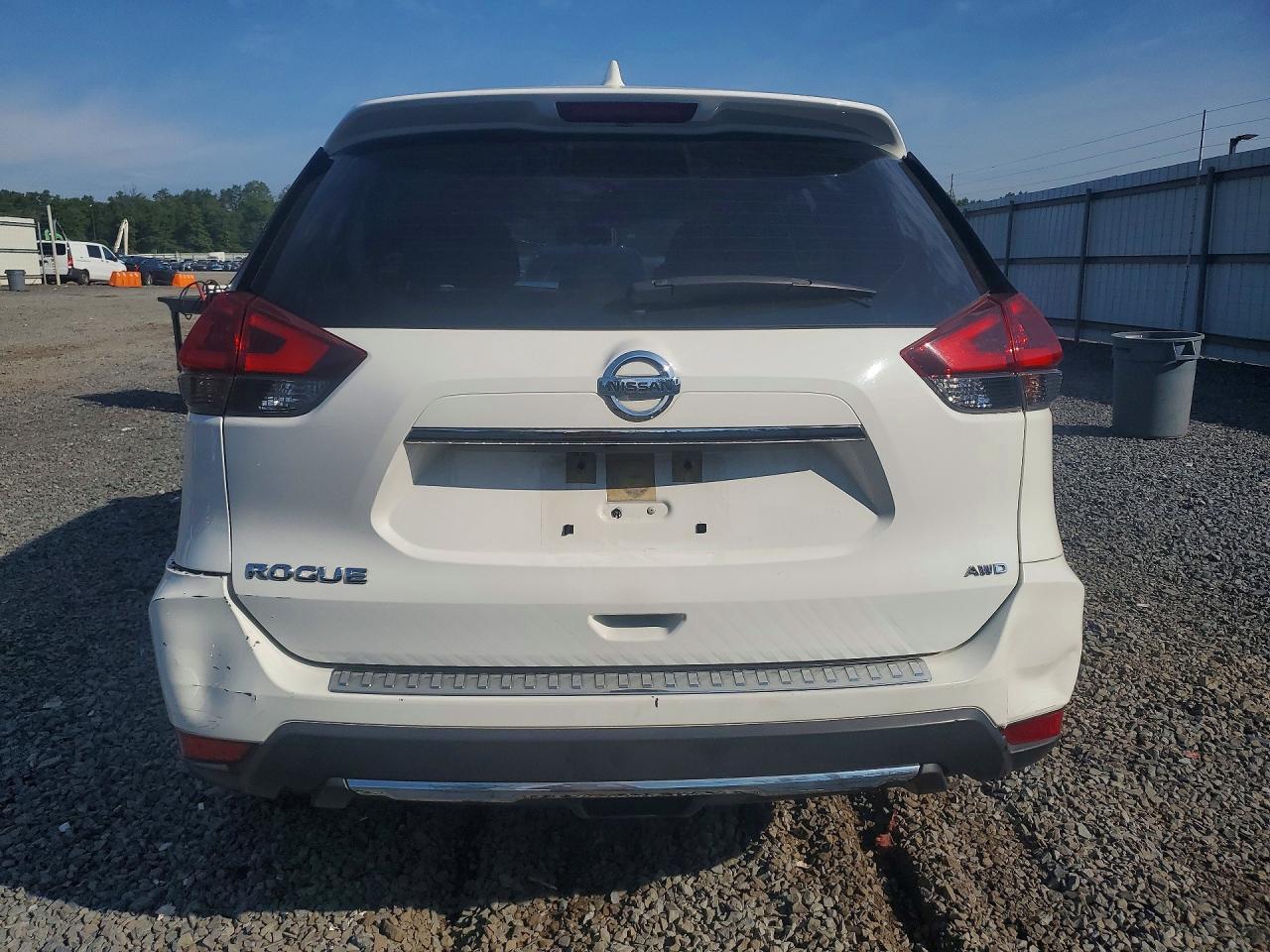 2018 Nissan Rogue S - Фото 6