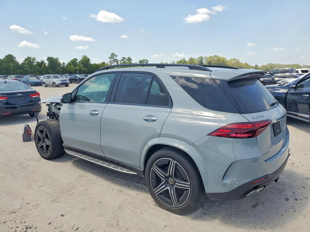2025 Mercedes-Benz Gle 350 4Matic - Image 2