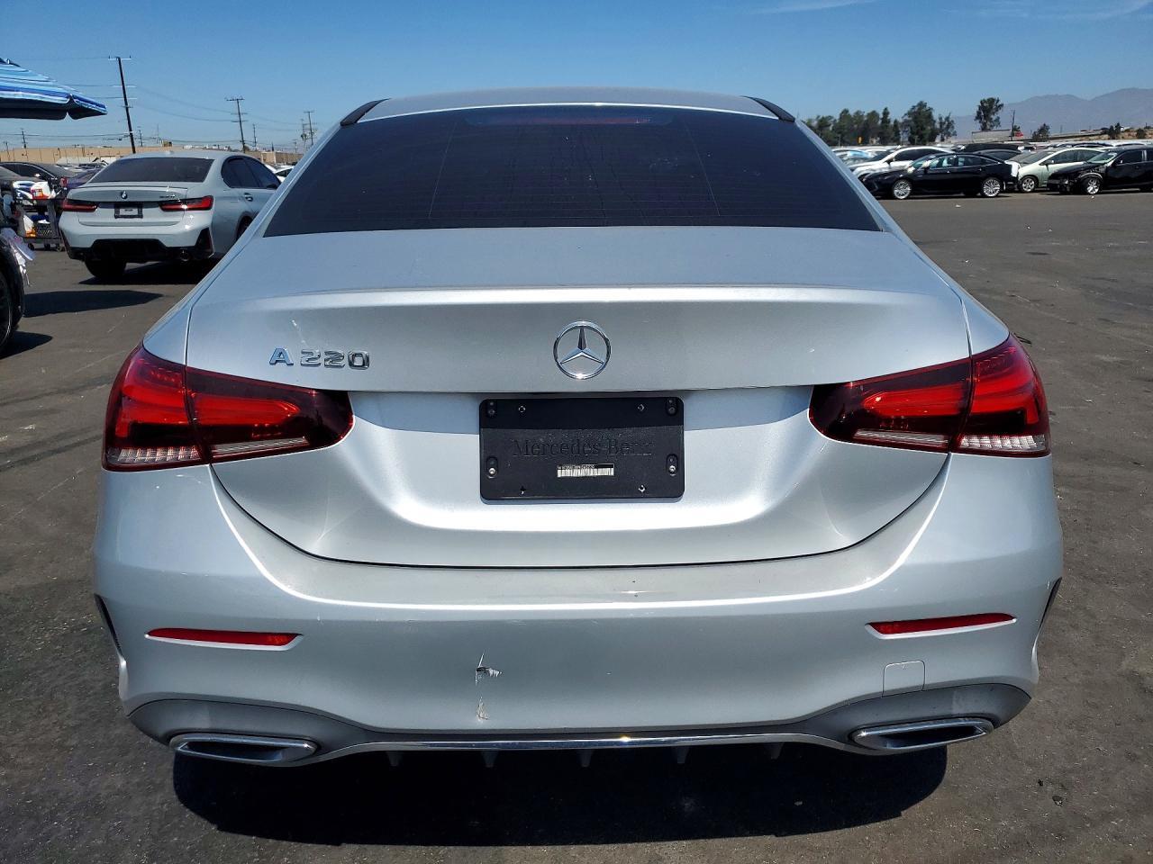 2022 Mercedes-Benz A 220 - Фото 6