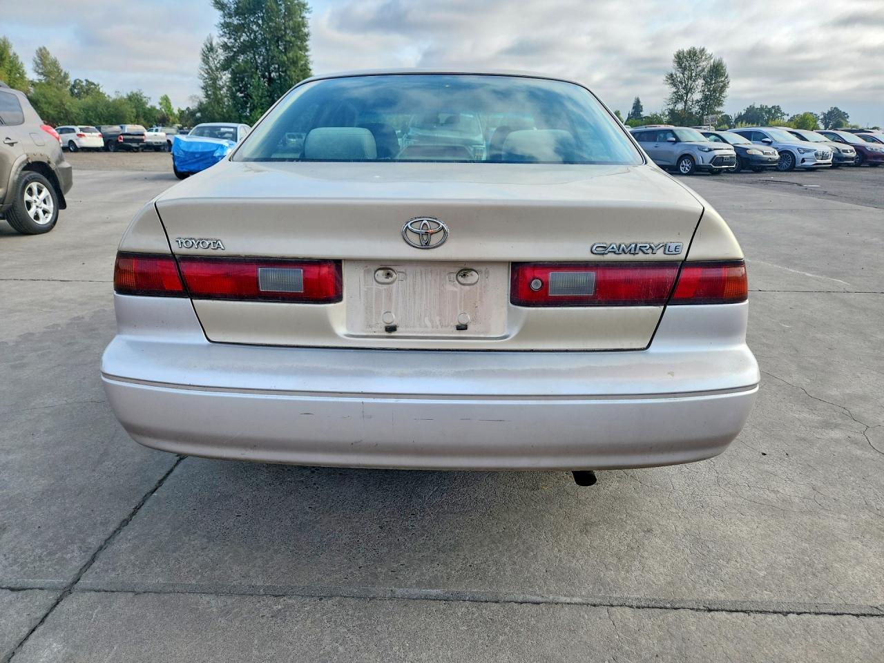 1998 Toyota Camry Le - Фото 6