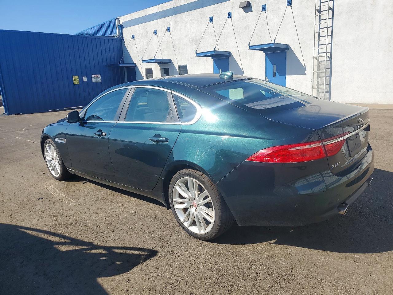2016 Jaguar Xf Prestige - Image 2