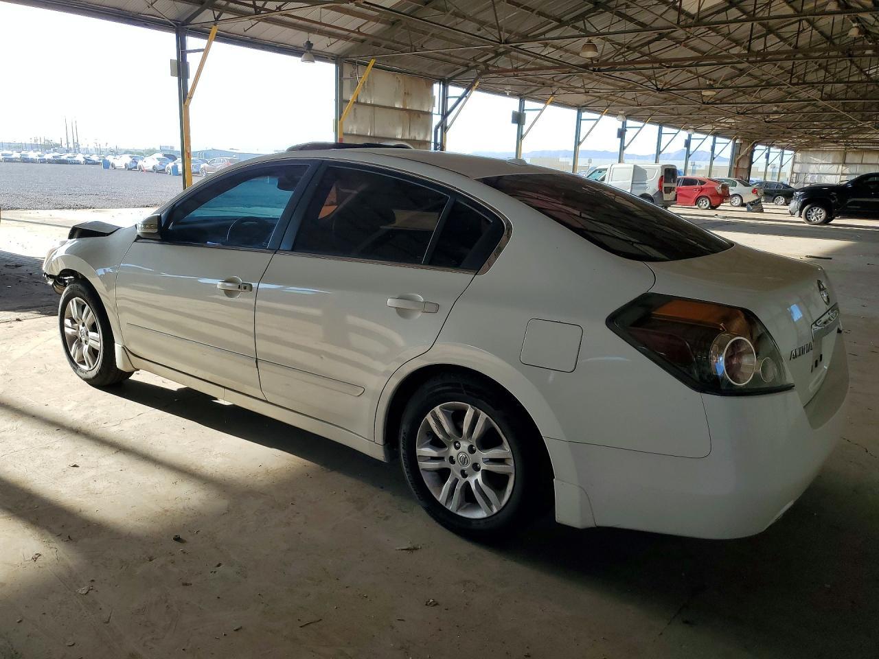 2012 Nissan Altima 2.5 - Image 2