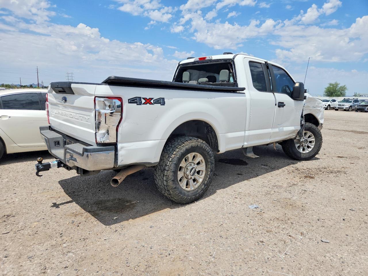 2021 Ford F250 Super Duty - Фото 3