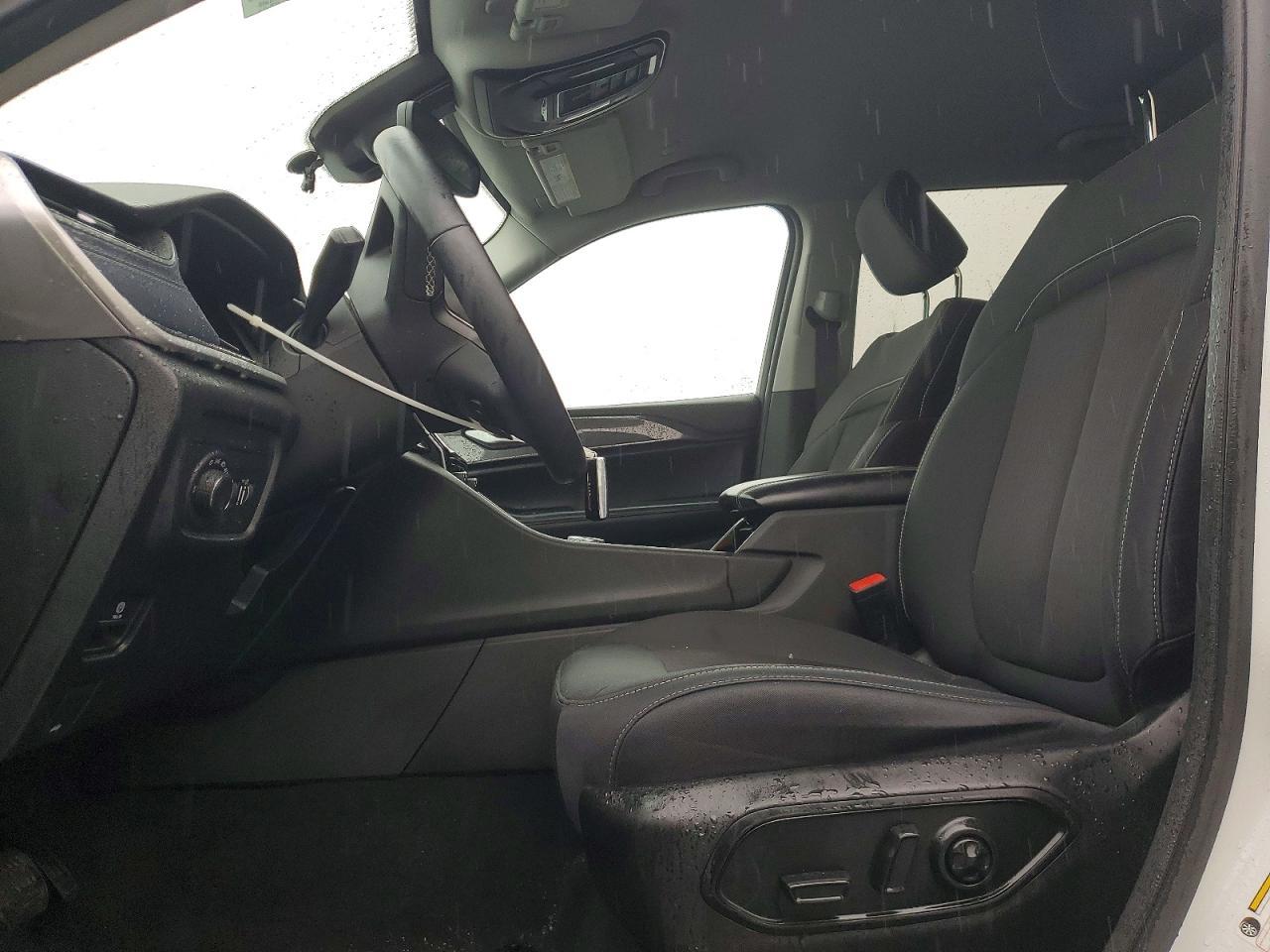 2021 Jeep Grand Cherokee L Laredo - Image 7