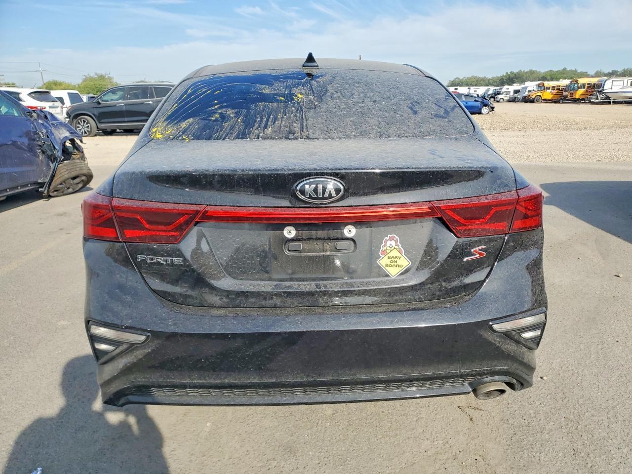 2019 Kia Forte S - Фото 6