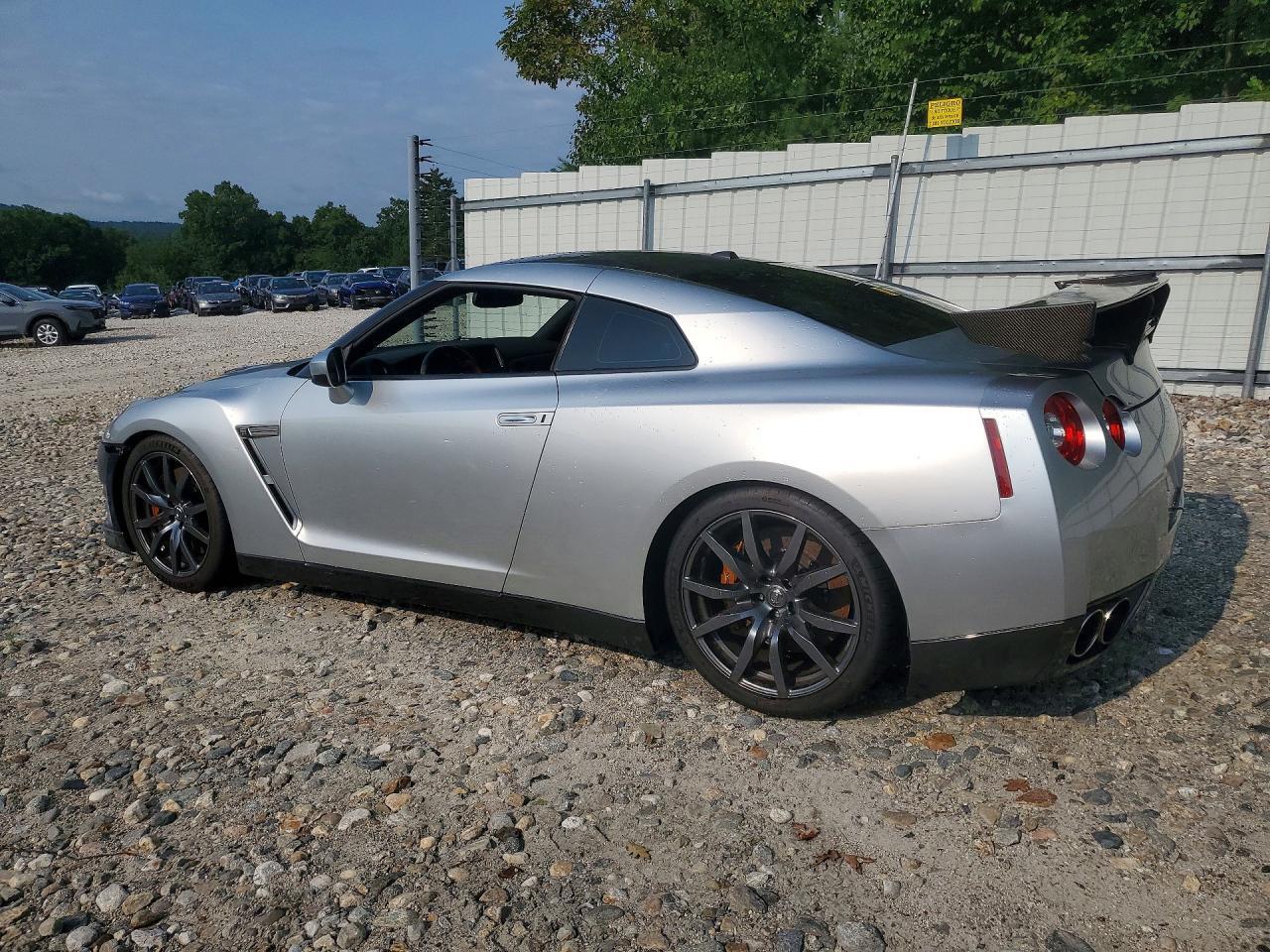 2012 Nissan Gt-R - Фото 2