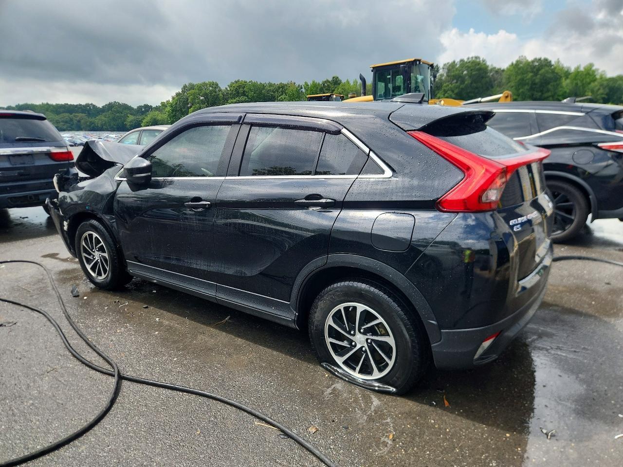 2020 Mitsubishi Eclipse Cross Es - Фото 2