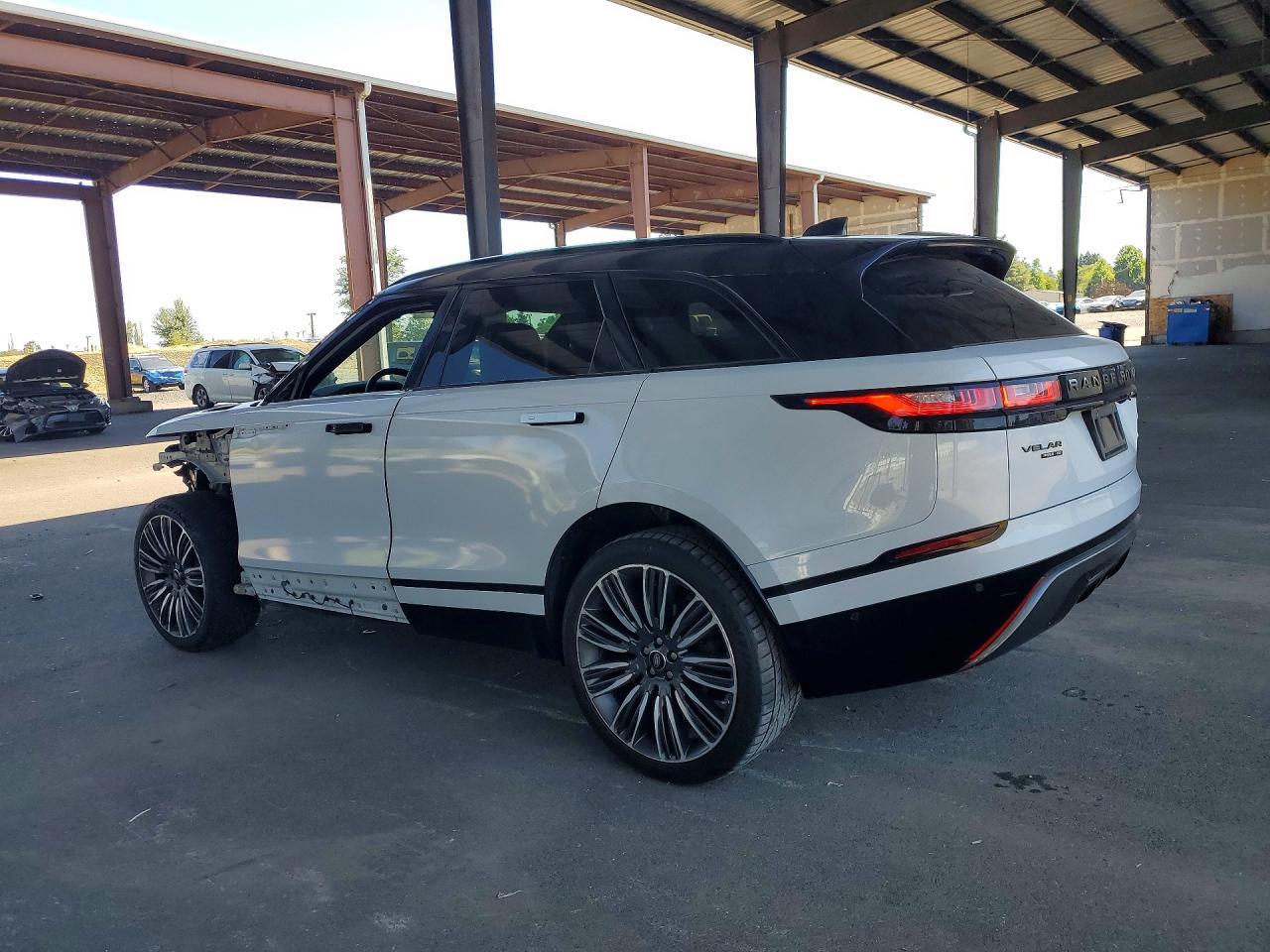 2018 Land Rover Range Rover Velar R-Dynamic Se - Image 2